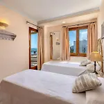 Llenaire 2, Sea View, Pool, Ac Appartement *