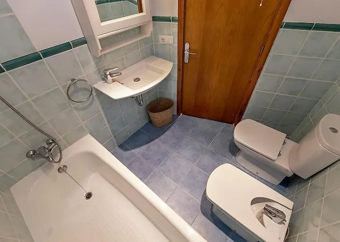 Llenaire 2, Sea View, Pool, Ac *