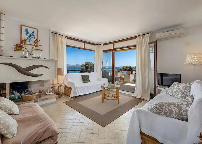 Llenaire 2, Sea View, Pool, Ac Апартаменти